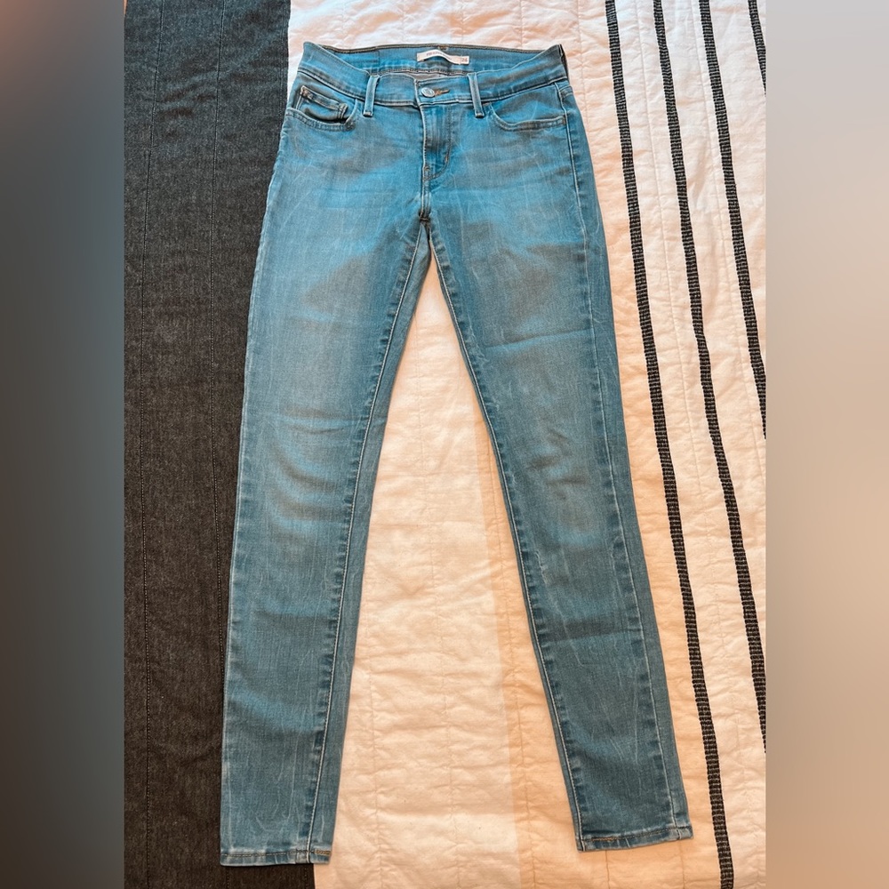 LEVI’S JEANS